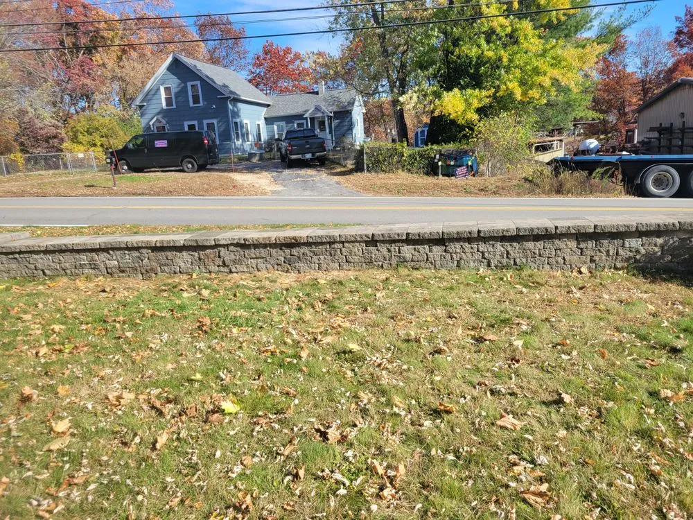 Custom outdoor landscaping experts serving Hudson, NH - American Wall and Patio