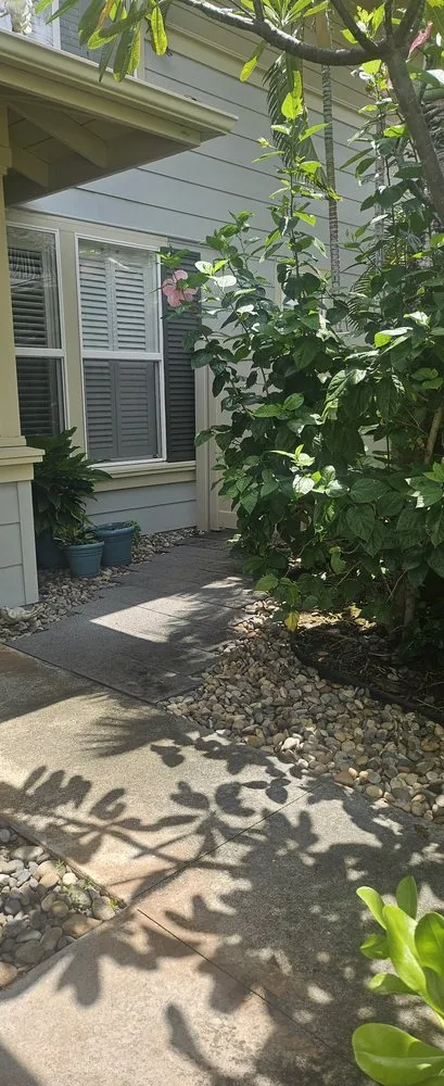 Custom lawn mowing service in Honolulu, HI - American Yard Service Oahu