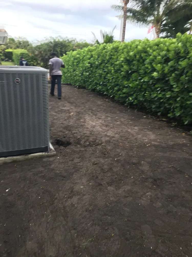 Top-rated yard maintenance in Boca Raton, FL - America's 1st Choice Property Maintenance