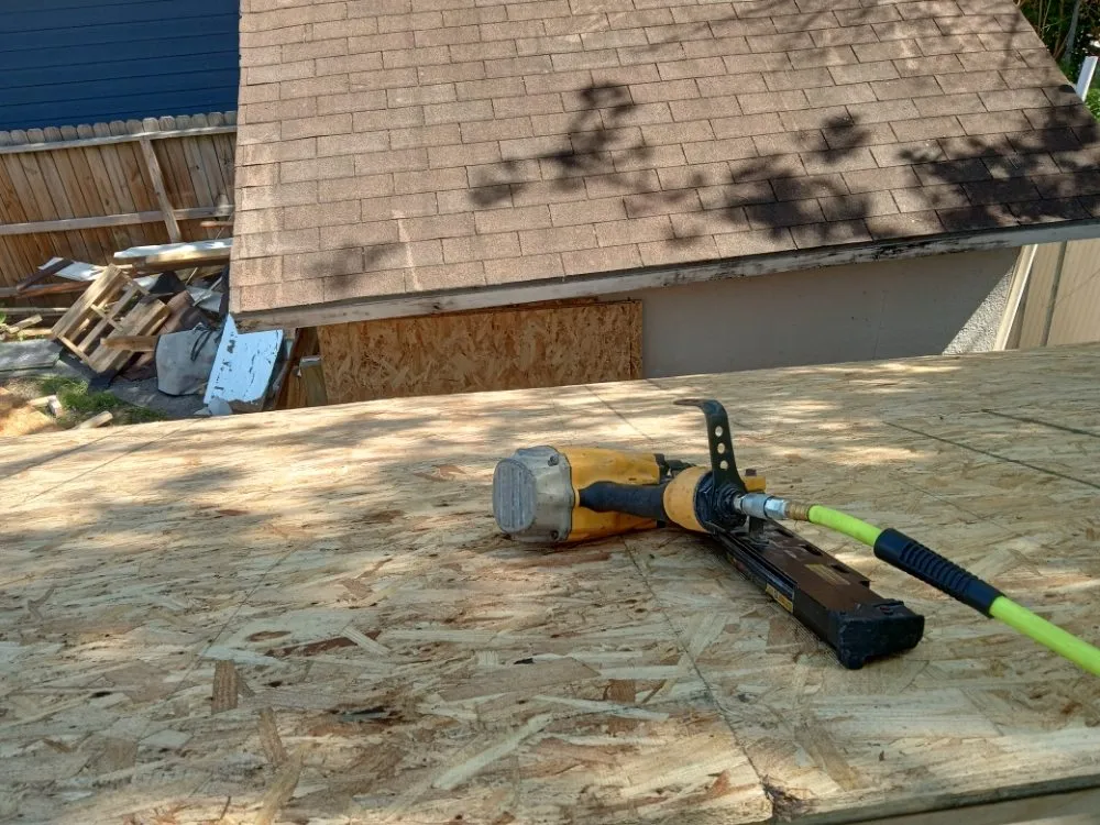 Affordable yard maintenance in Richmond, TX by America's art of Landscape and Home Remodel