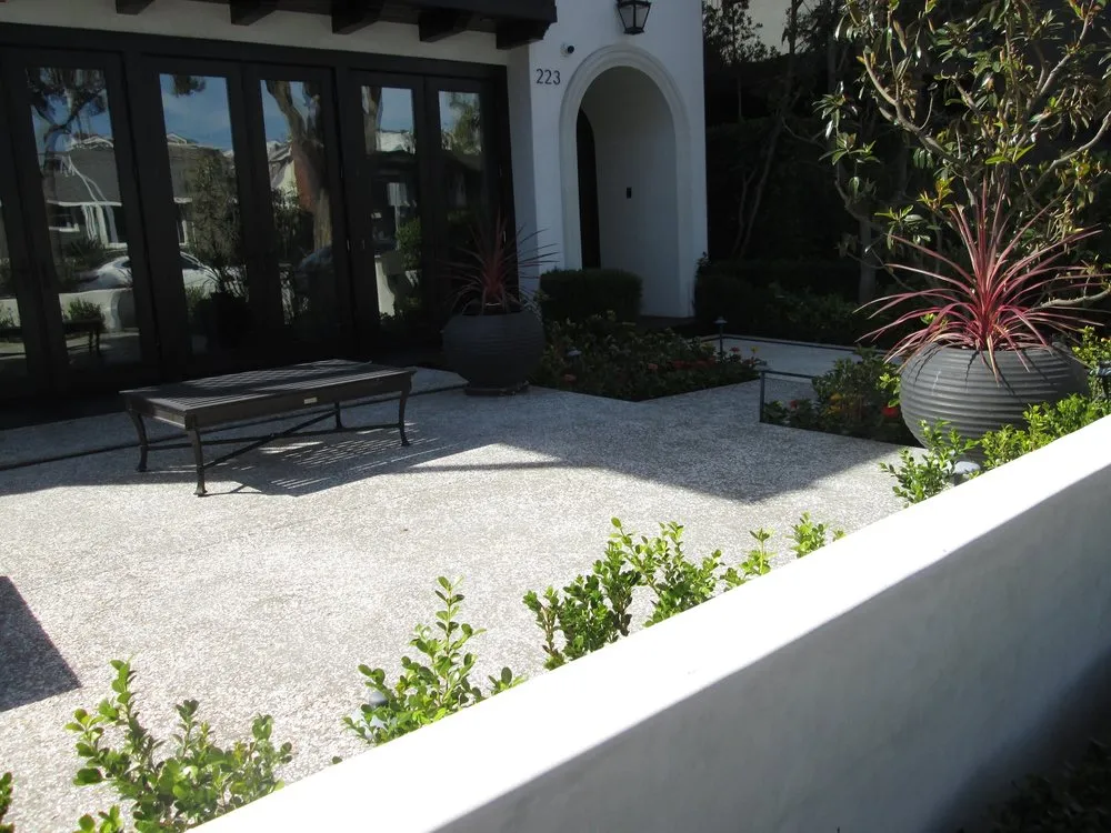 Affordable lawn care service for residential properties across Costa Mesa, CA - America's Landscaping