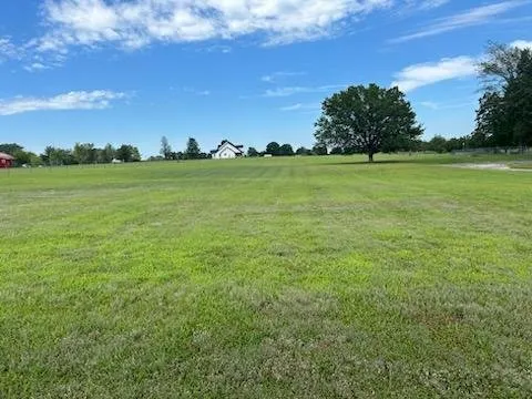 Affordable landscaping services in Springfield, MO - AmeriLawn