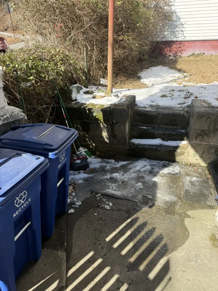 Reliable lawn care service for beautiful yards across Pottsville, PA - Ames Dump and Demolition