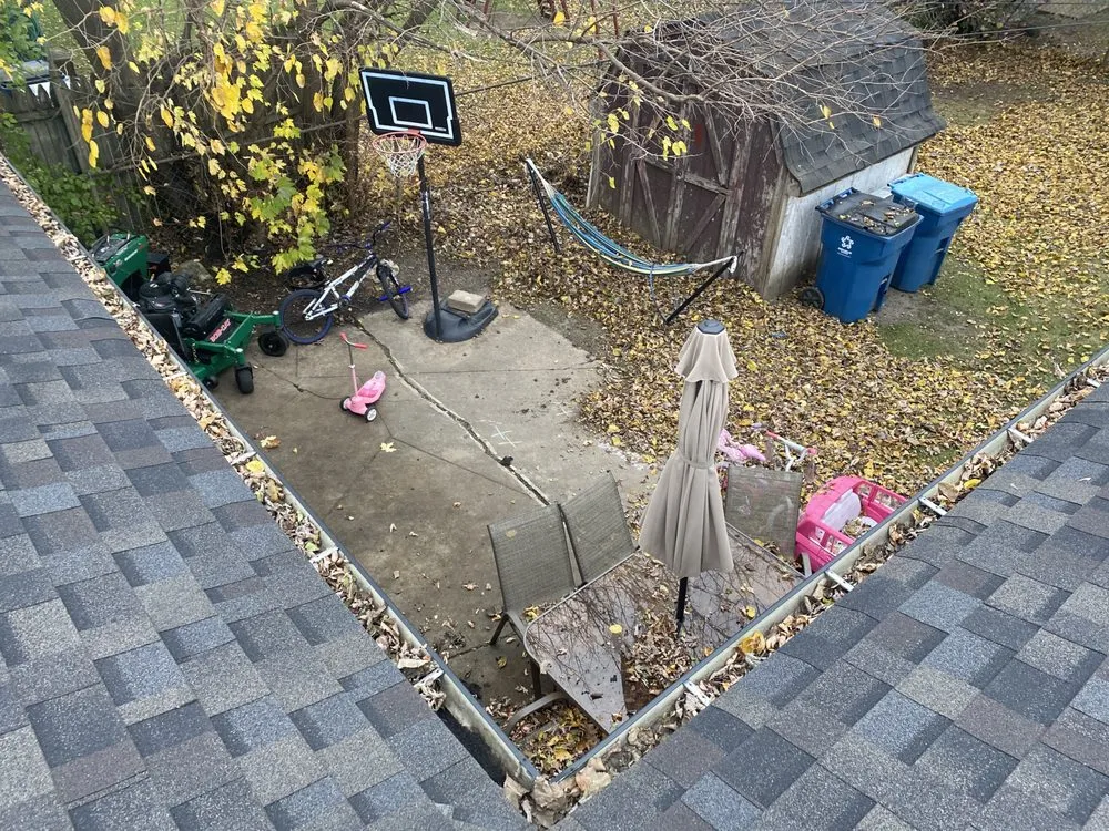 Custom residential landscaping experts serving Roselle, IL - Amezquita Landscaping