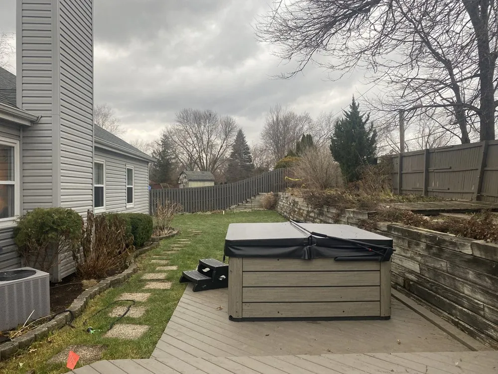 Local outdoor landscaping near you in Roselle, IL by Amezquita Landscaping