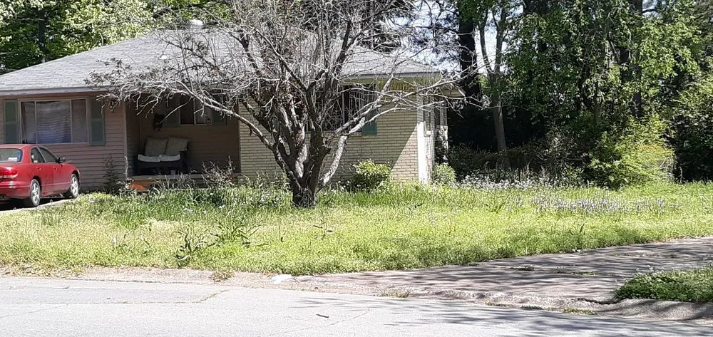 Trusted lawn mowing service in Mac Ray, AR by AMF Lawn Care