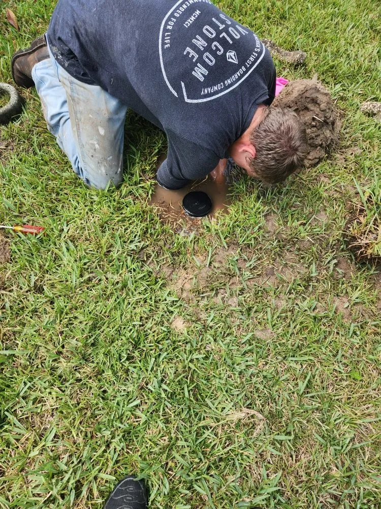 Affordable residential landscaping for year-round maintenance in Milton, FL by Amflorenda Lawn Care