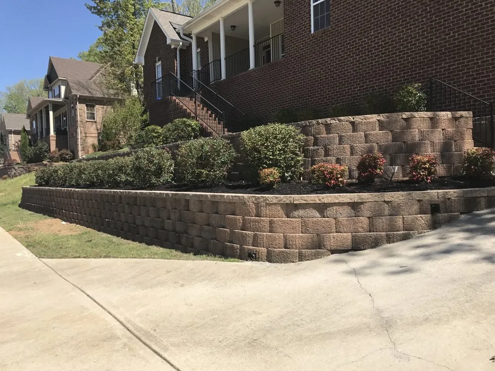 Top-rated landscaping services in Huntsville, AL - AMG Lawncare and Landscaping