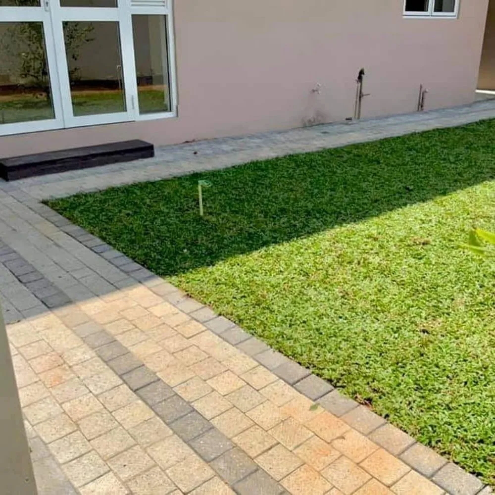 Expert lawn care service experts serving Williamsville, NY - Amherst Landscapping