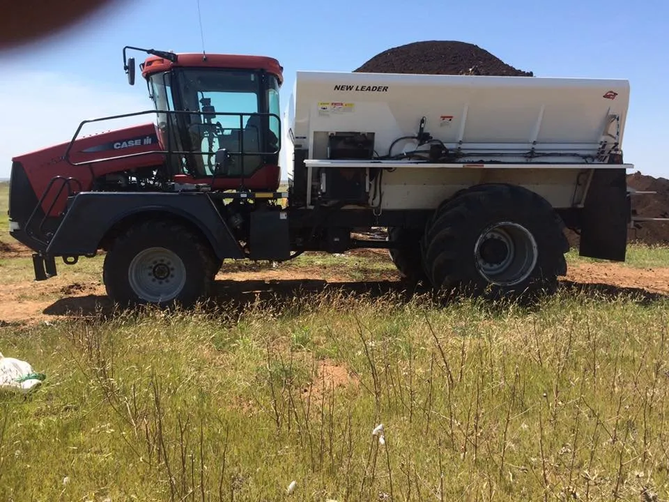 Custom yard cleanup service experts serving Amarillo, TX - Amigos Compost