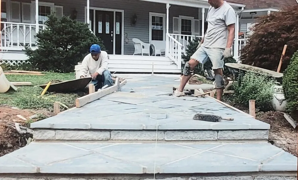 Reliable yard maintenance for beautiful yards across Oakton, VA - Amigo's Landscaping and Contracting Service