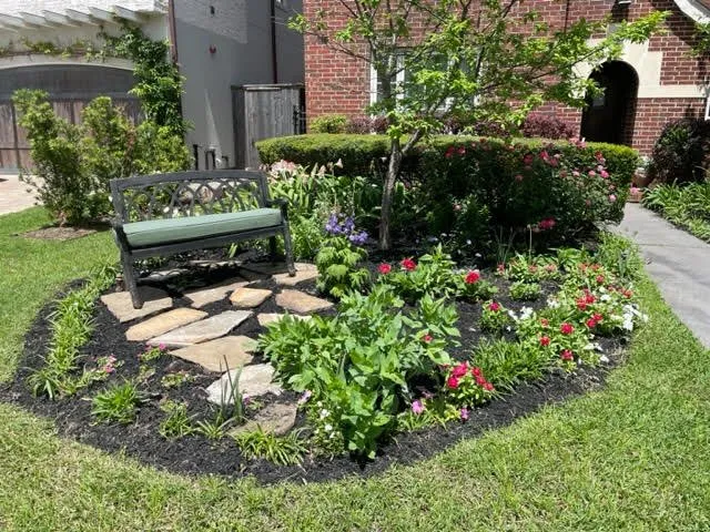 Affordable lawn mowing service in Houston, TX - Amigos Landscaping