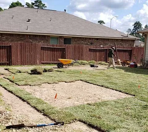 Professional yard maintenance in Houston, TX - Amigos Landscaping