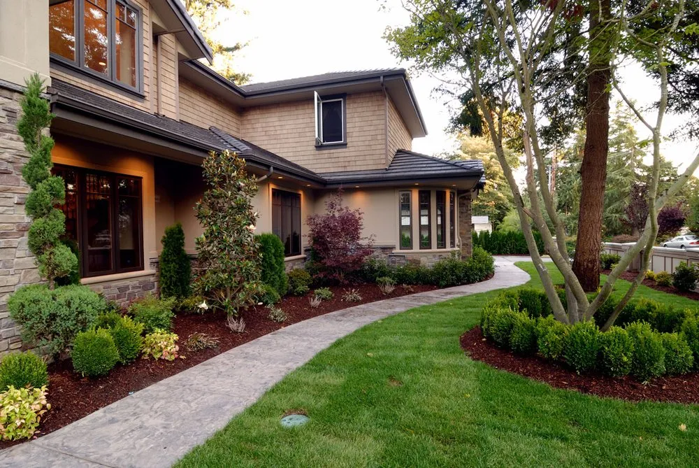 Reliable yard maintenance for beautiful yards across Shelton, WA - Amigos Landscaping