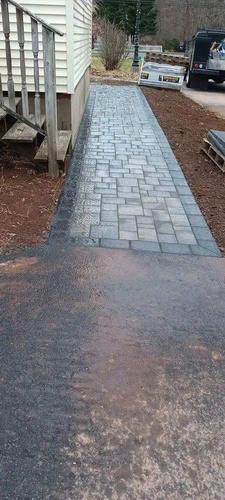 Reliable garden landscaping experts serving Hamden, CT - Amilcar Soto Landscape & Construction