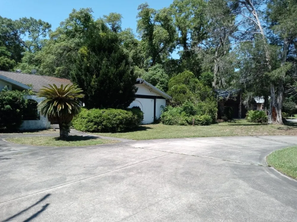 Reliable outdoor landscaping for outdoor upgrades in Homosassa Springs, FL by Amira's Landscape And Flowers