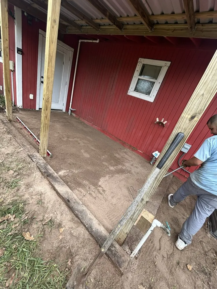 Top-rated yard cleanup service for beautiful yards in Victoria, TX by AM&J Services