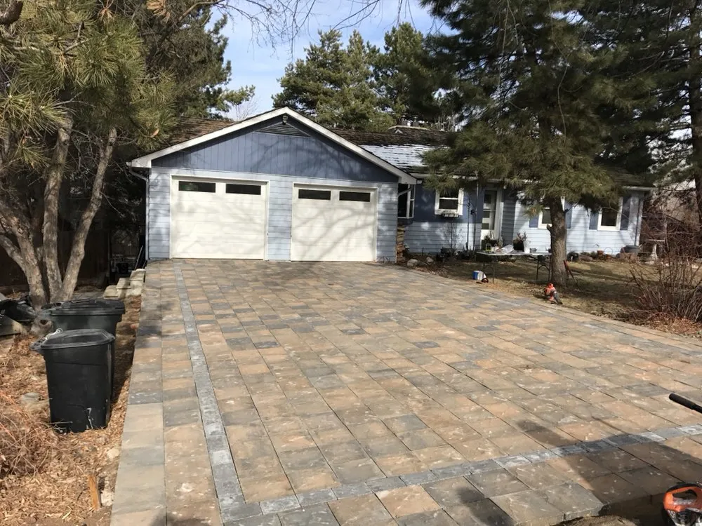 Professional outdoor landscaping in Arvada, CO by AMK Hardscapes