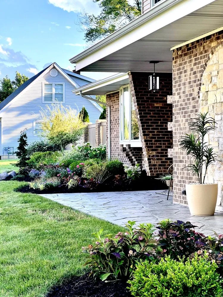 Local landscape installation experts serving Mt. Prospect, IL - Amliv Land Designs
