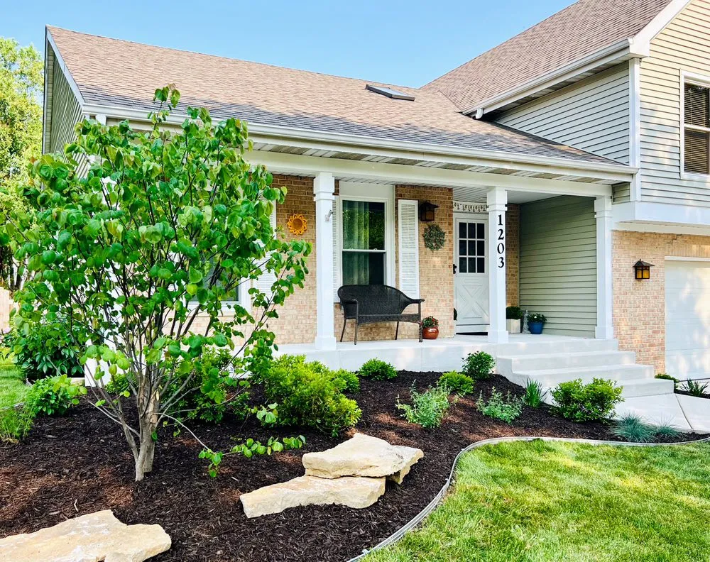 Custom yard cleanup service in Mt. Prospect, IL - Amliv Land Designs