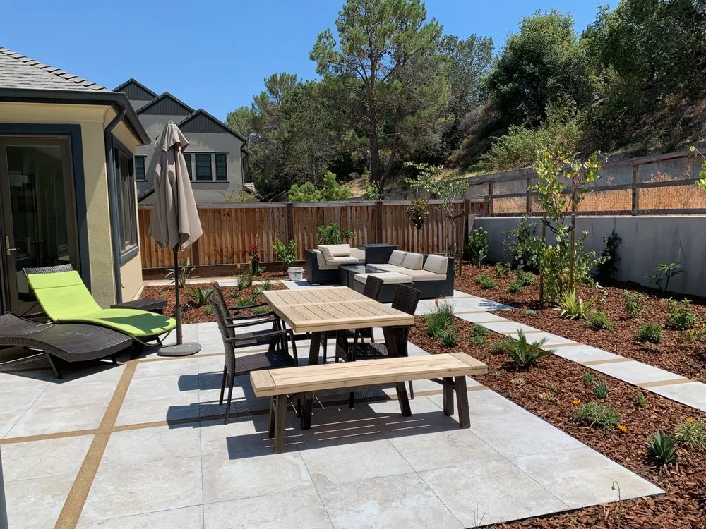 Custom lawn mowing service experts serving Campbell, CA - AMS Construction