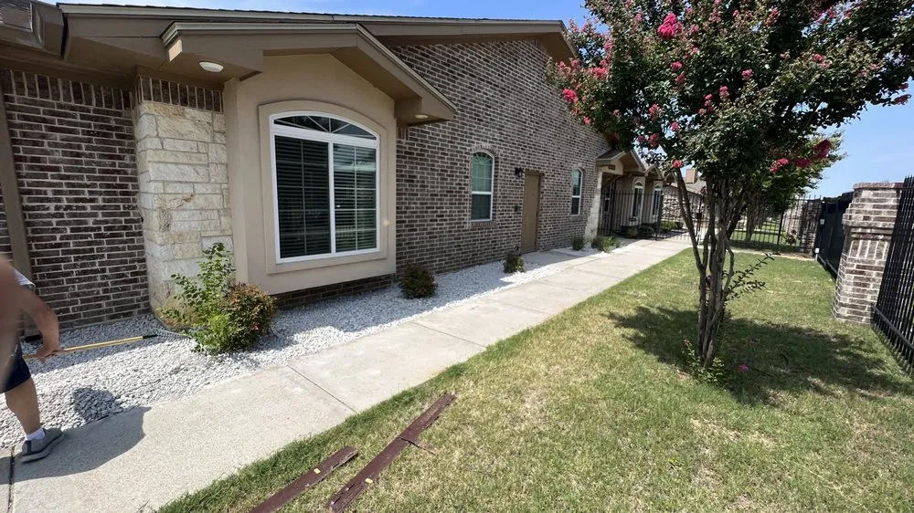 Trusted garden landscaping experts serving Waxahachie, TX - AMS Landscaping