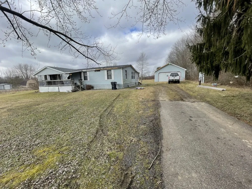 Expert garden landscaping in Ravenna, OH - AMS Property Services