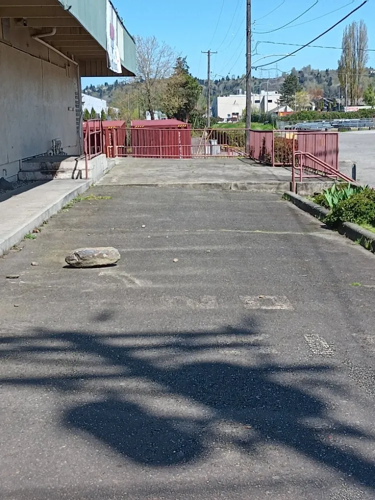 Affordable yard maintenance for homes across Tukuila, WA - AMZ Junk Removal