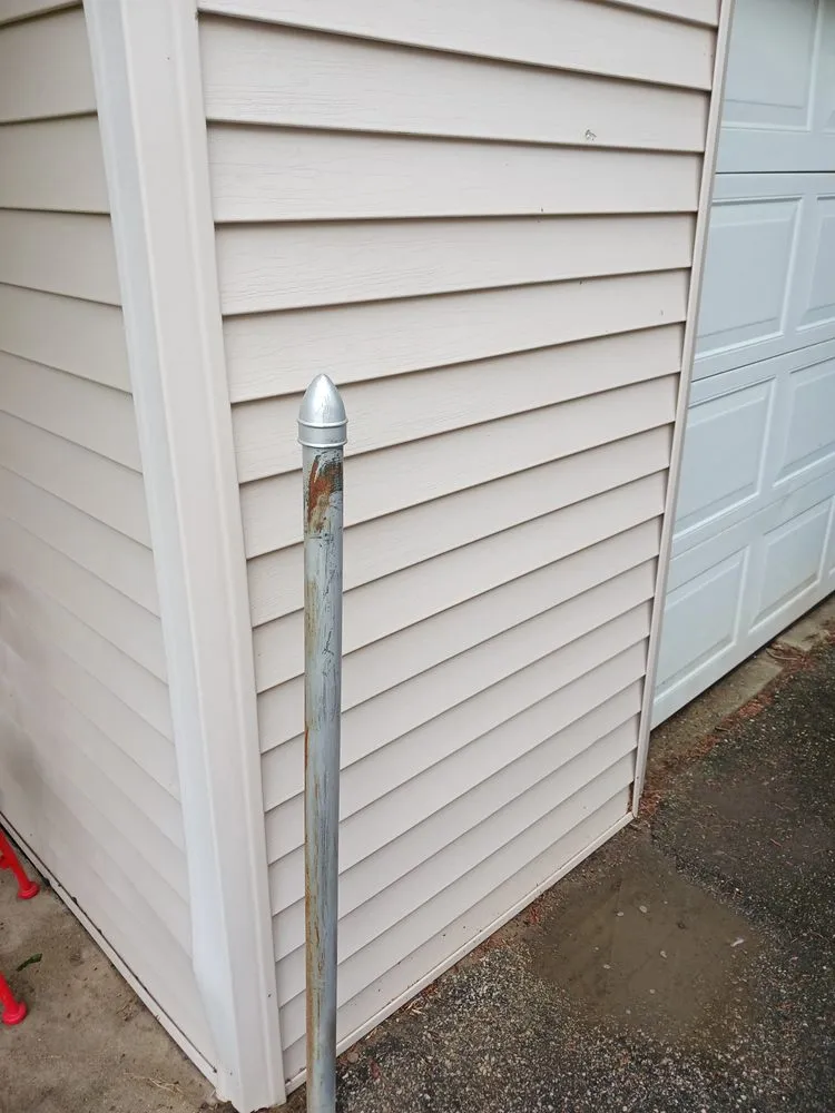 Trusted landscaping services in Flint, MI - An Extra Hand Services