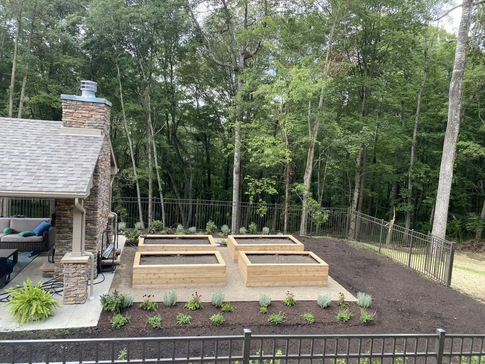 Expert yard cleanup service in West View, PA by A&N Lawn Service