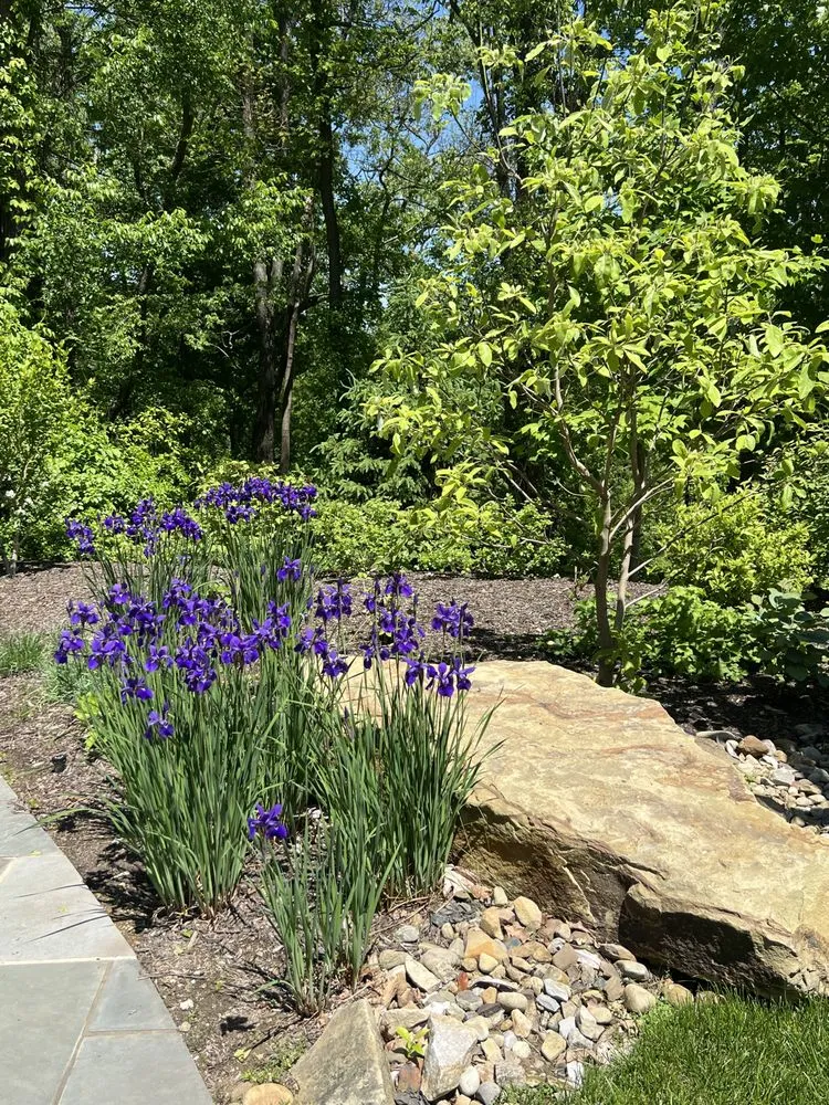 Custom garden landscaping in West View, PA by A&N Lawn Service