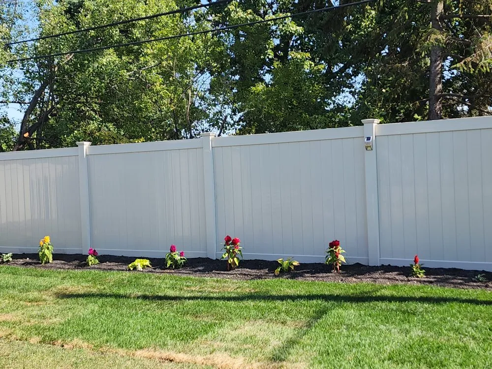 Affordable yard cleanup service experts serving Des Plaines, IL - AN Lopez´s Landscaping