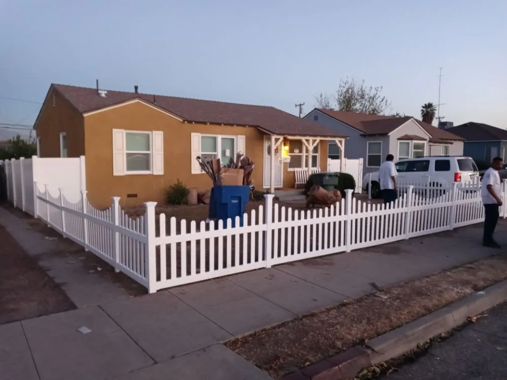 Professional yard maintenance with custom design across San Bernardino, CA - Anabelle's Landscaping and Gardening Services