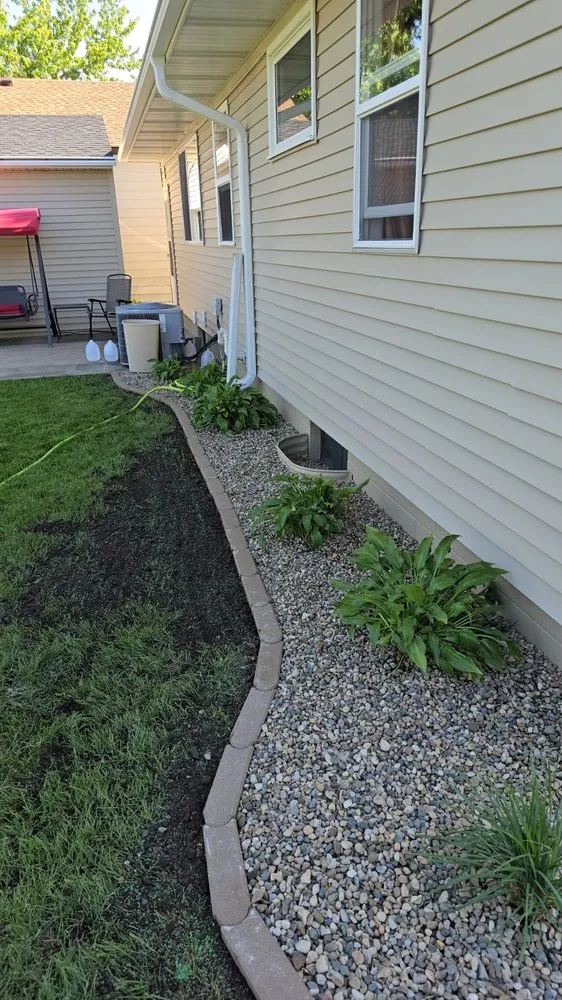 Local landscaping services experts serving Marshalltown, IA - Analco's Landscaping & Construction