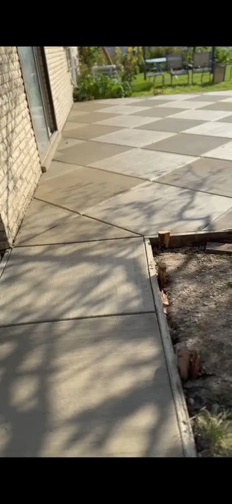 Reliable landscape design experts serving Chicago, IL - Anaya's Lawncare & Hardscape