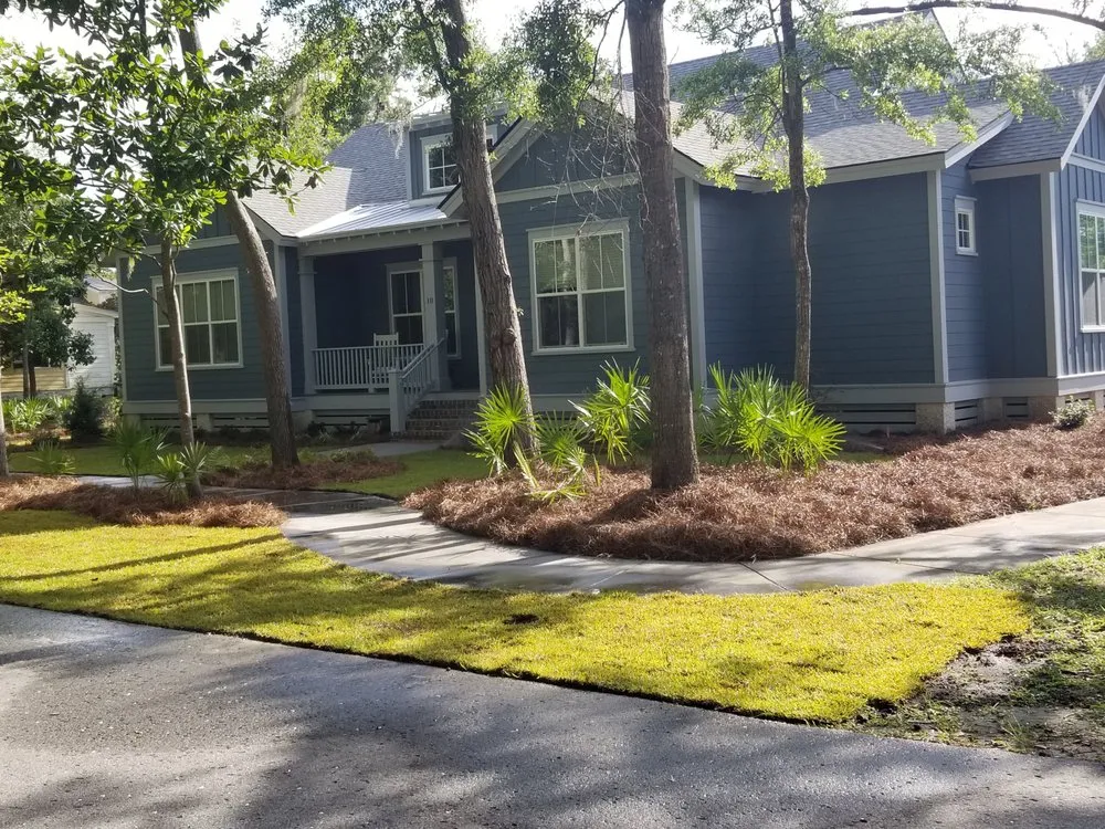 Affordable lawn care service experts serving Hilton Head Island, SC - Anchor Land Services