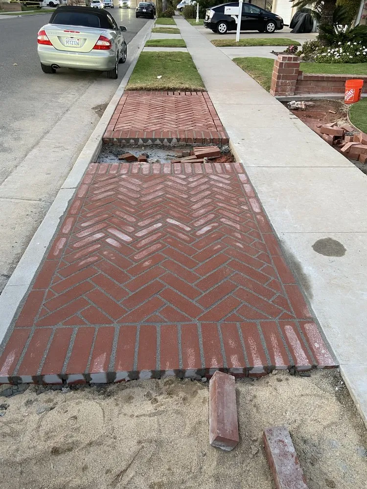 Trusted garden landscaping in Tustin, CA - Ancira Landscaping