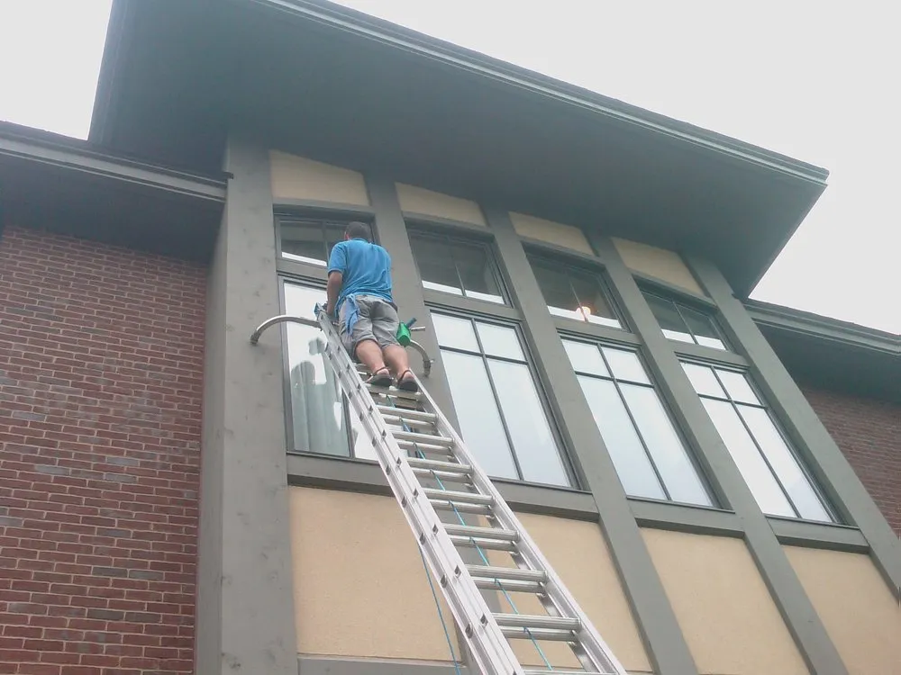 Affordable lawn care service experts serving Birmingham, AL - Andan Home & Business