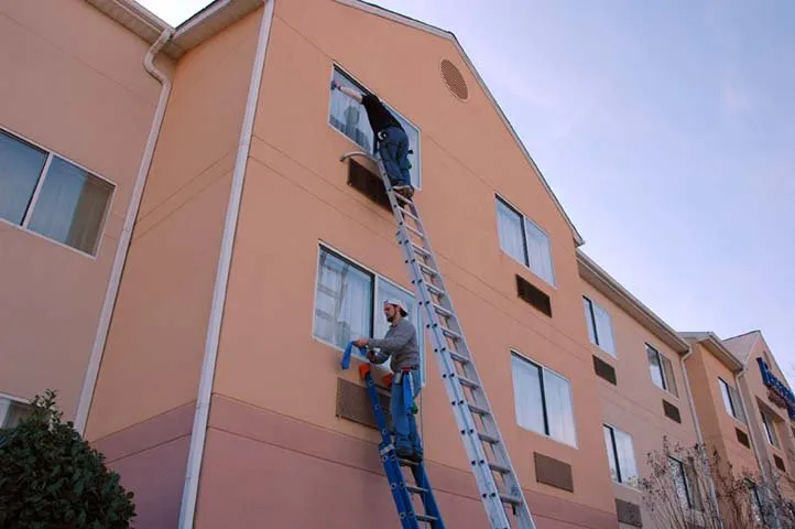 Top-rated lawn mowing service in Birmingham, AL by Andan Home & Business