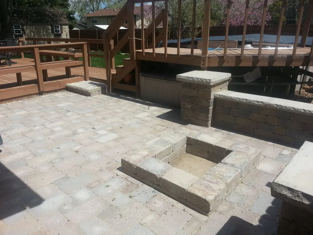 Professional residential landscaping for homes in Morris, IL by Anderson & Sons