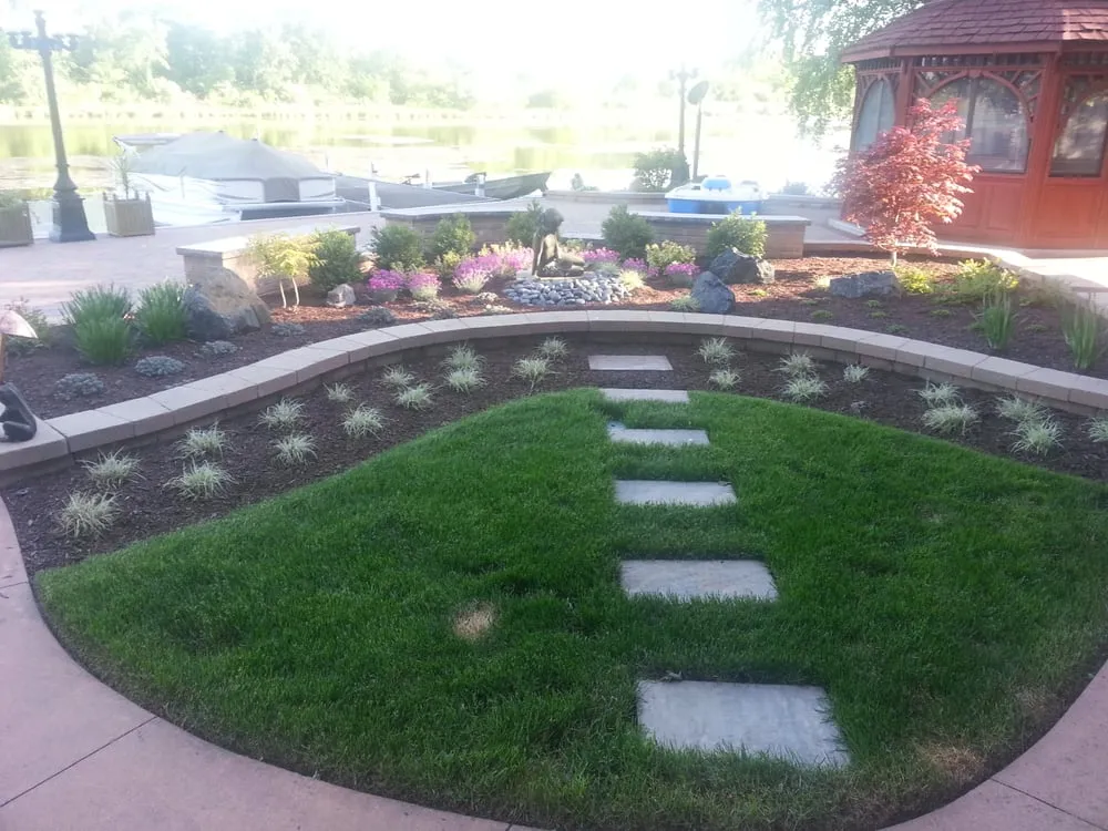 Trusted lawn mowing service in Morris, IL - Anderson & Sons