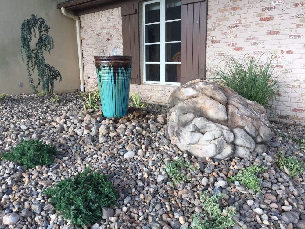 Reliable yard cleanup service experts serving Flint, TX - Anderson Custom Landscaping