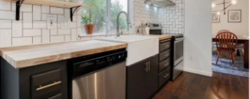 Custom lawn mowing service in Elizabethton, TN by Anderson Full-Service Handyman