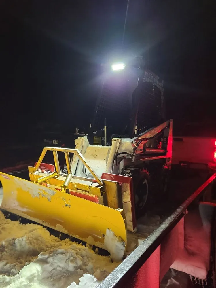 Local lawn care service in Blue Springs, MO by Anderson Tree And Outdoor