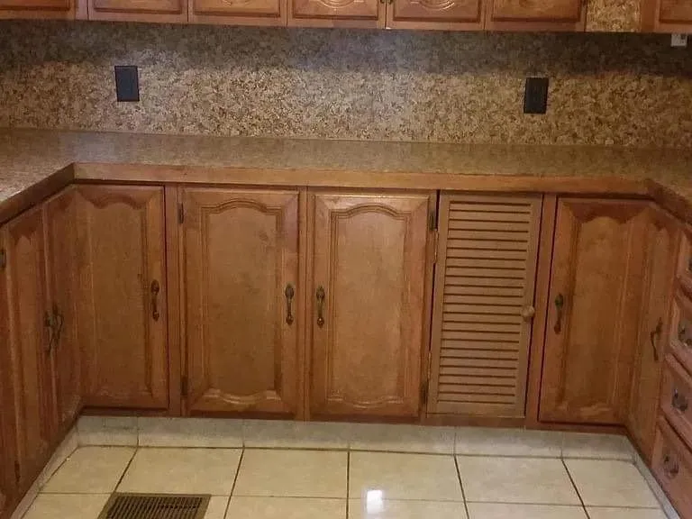 Local yard cleanup service for homes in Hoquiam, WA by Anderson Tree Service and Lawn Care