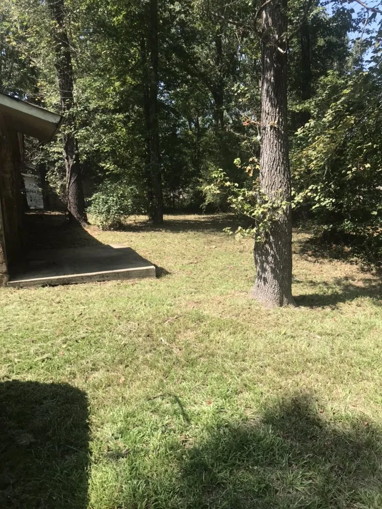 Top-rated lawn care service experts serving Little Rock, AR - Anderson’s landscaping