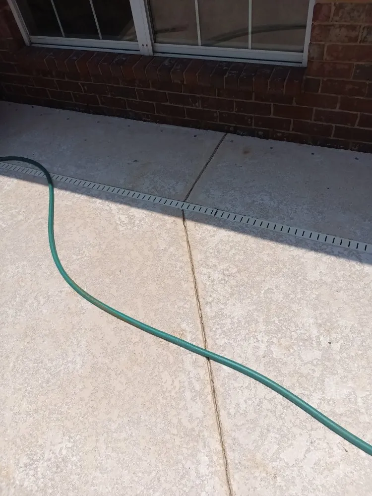 Expert yard cleanup service experts serving Bay Minette, AL - Anderson's Lawn Maintenance and Pressure Washing