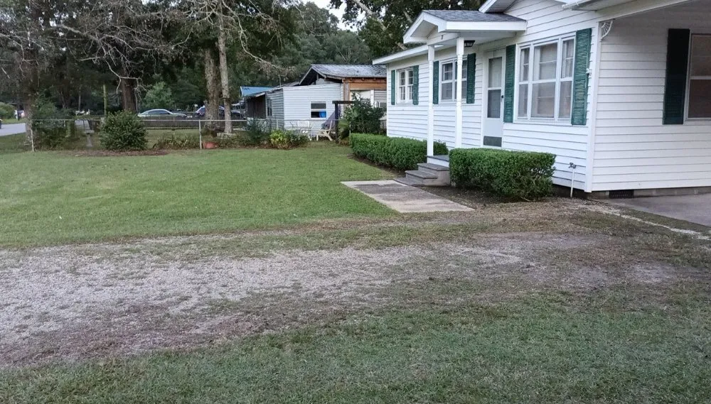 Professional landscaping services in Bay Minette, AL by Anderson's Lawn Maintenance and Pressure Washing
