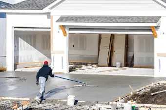 Professional yard cleanup service experts serving Lake Park, NC - Andes Construction