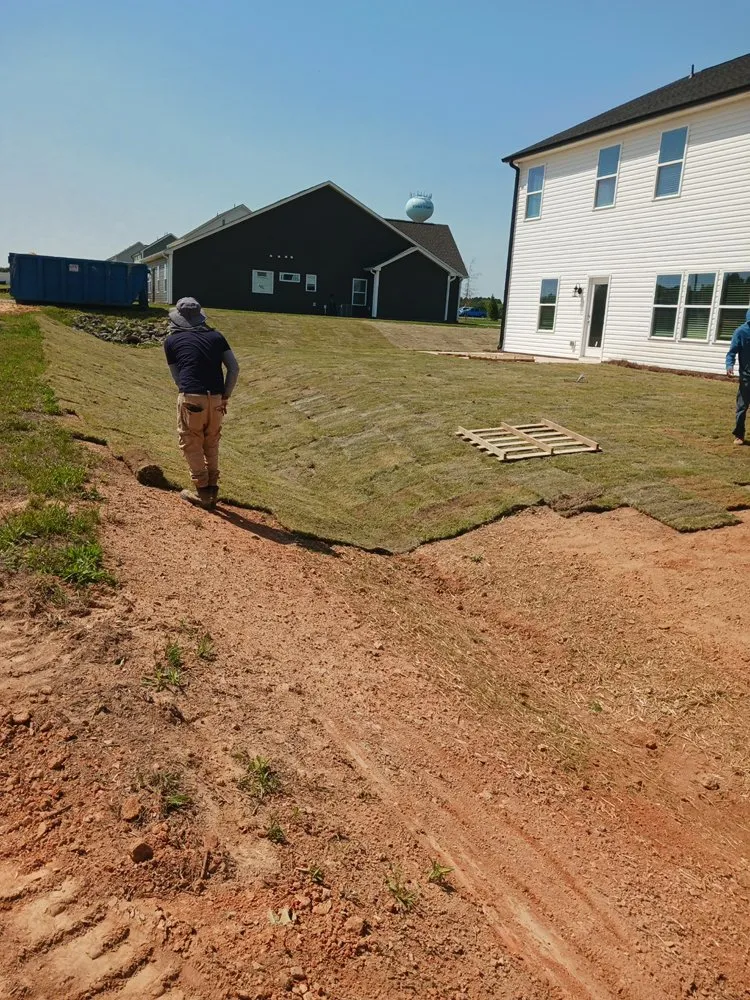 Trusted yard cleanup service near you in York, SC by Andrade Green Landscaping